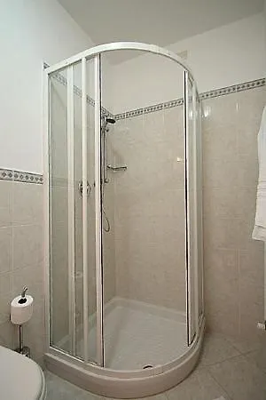 Villa Sleeps 4 Air Con Wifi La Spezia